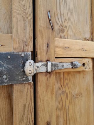 Portón madera antiguo S.XX