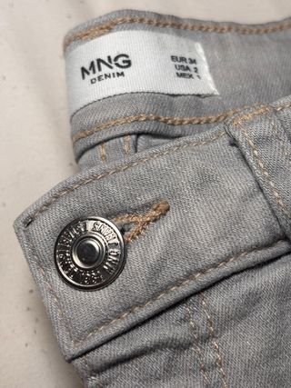 Pantalones vaqueros grises Mango Talla XS