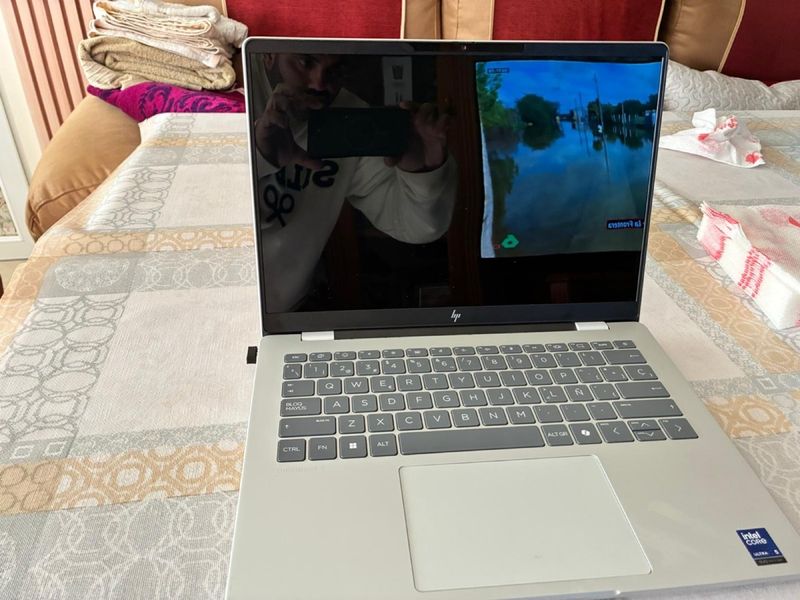 Portátil HP Plata Nuevo