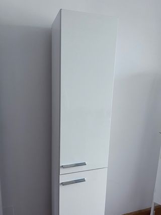 Columna de baño pie blanco