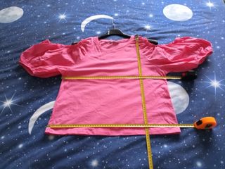 T-shirt Zara rosa vivo con spalle scoperte