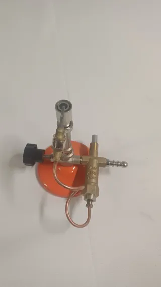 Becchi Bunsen per laboratorio