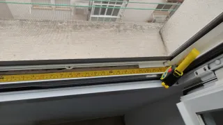 Mosquitera enrollable para ventana