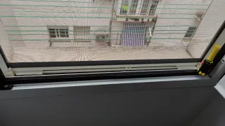 Mosquitera enrollable para ventana