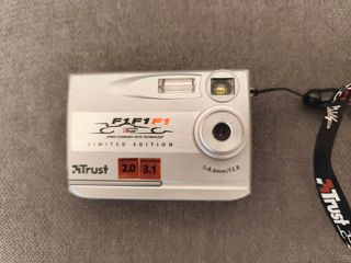 Cámara Digital Trust F1F1F1 Edición Limitada
