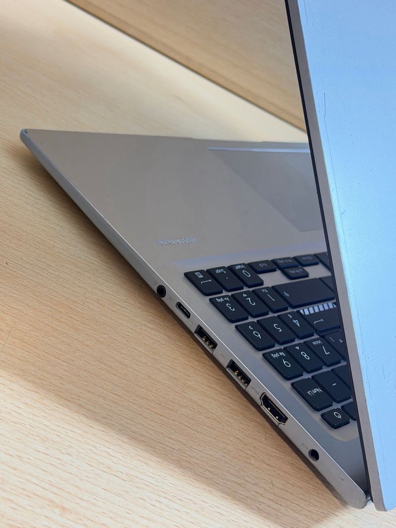 Asus VivoBook 16 Ryzen 7 / 16Gb / 512Gb afbeelding 6