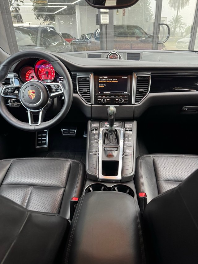 Porsche Macan S 2016