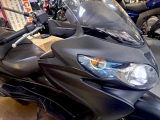 Suzuki Burgman 400 ABS Negra/Gris