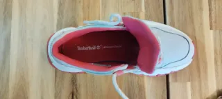 Zapatillas deportivas beige y rosa