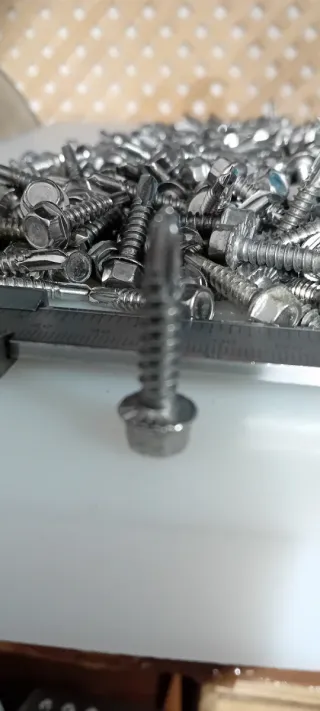 500Tornillos Autotaladrantes Hexagonales+BOQUILLA