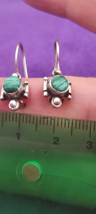 Pendientes de plata de granate natural