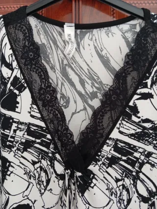 Camiseta manga larga con encaje. Talla grande.