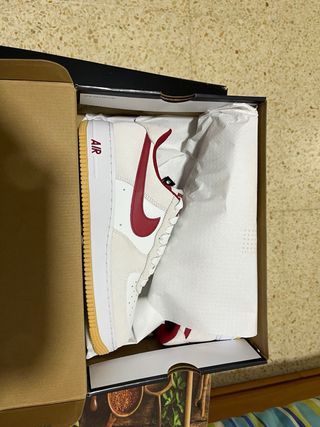 Nike Air Force 1 Rojo y Blanco