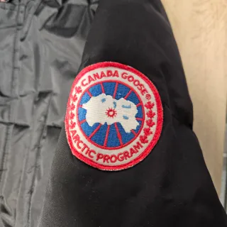 Parka Canada Goose Negra