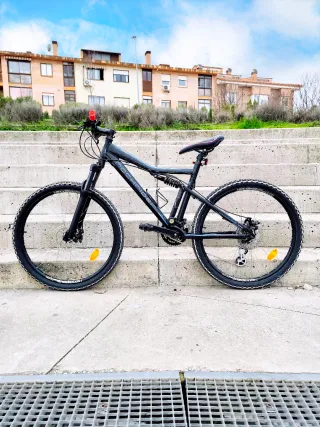 Bicicleta Montaña Rockrider MTB doble suspensión