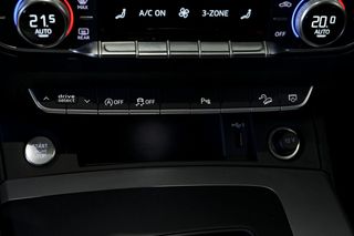 Audi Q5   Advanced 35 TDI 120kW S tronic