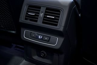 Audi Q5   Advanced 35 TDI 120kW S tronic