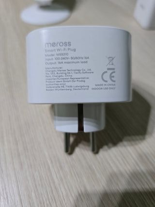 Cámara Yi 2K + Enchufe Inteligente Meross