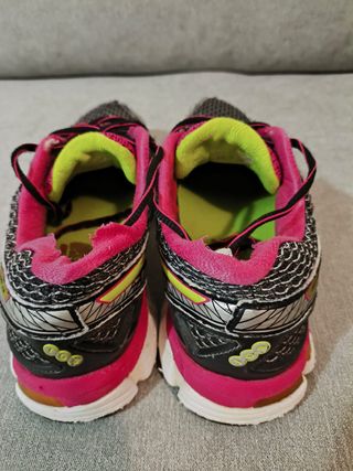 Zapatos de deporte Asics Mujer correr deporte