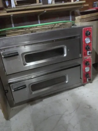 Horno de pizza de piedra