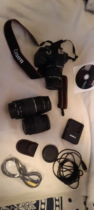 Cámara Canon EOS 450D réflex + objetivos