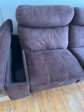 Sofá de tela marrón