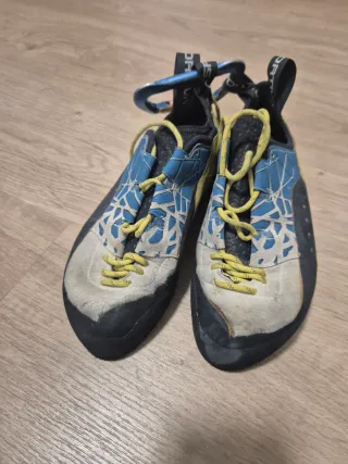 Pies de Gato La Sportiva  Modelo: Kataki  N° 40,5