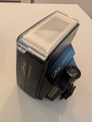 Cámara Nikon D3300 + 3 Lentes + Flash + Mochila