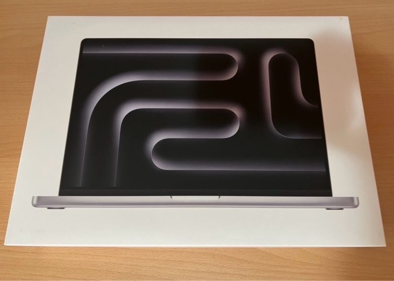 MacBook Pro 14 Pulgadas M5 / 16GB / 1TB