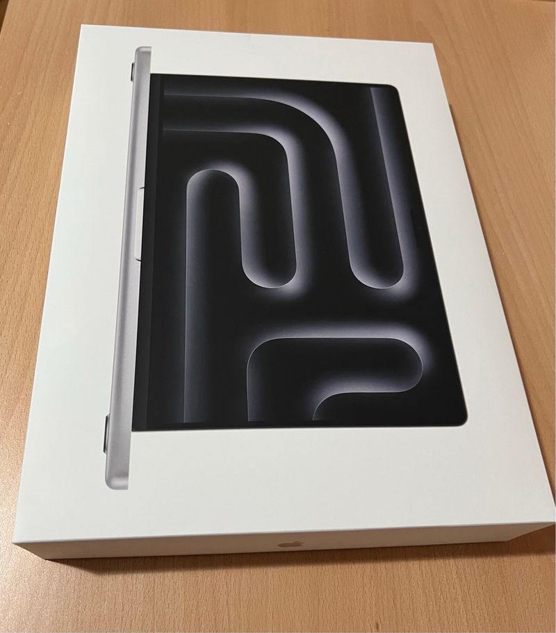 MacBook Pro 14 Pulgadas M5 / 16GB / 1TB afbeelding 3