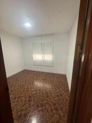 Piso reformado con TV 65”, internet incluido