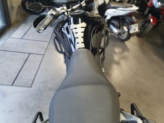 SUZUKI V-STROM 650 XT 17' con 47.000 km.