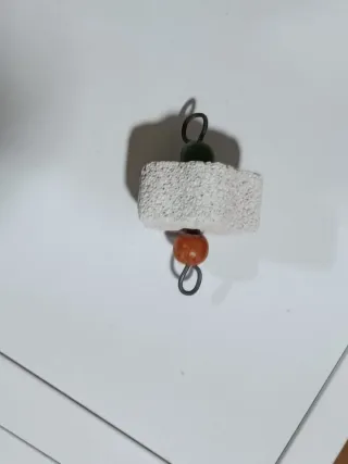 Jaula para pájaro con accesorios