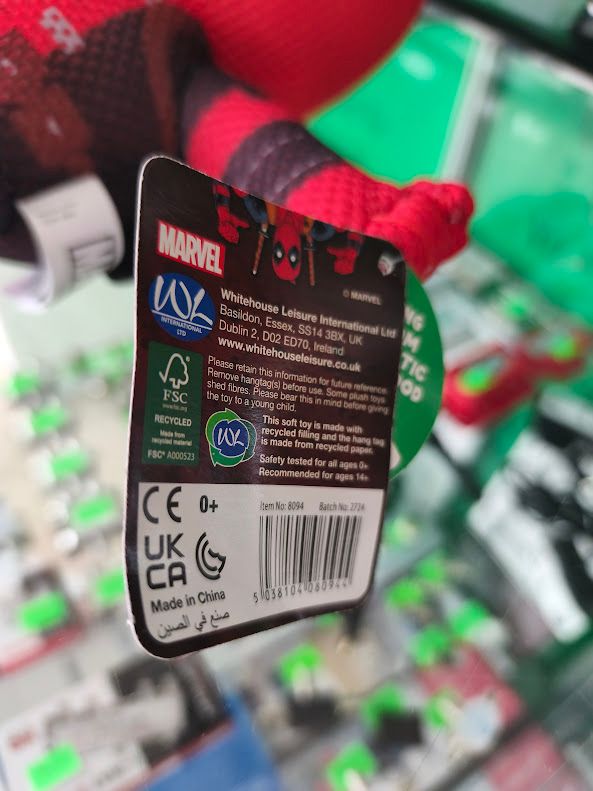 Peluche Marvel Deadpool brazos abiertos 30cm