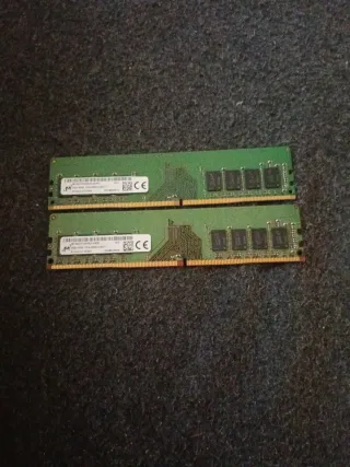 4 Memoria RAM Crucial DDR4 8GB