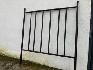 Cabecero de forja negro