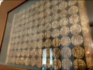 Mesa de centro madera con detalles