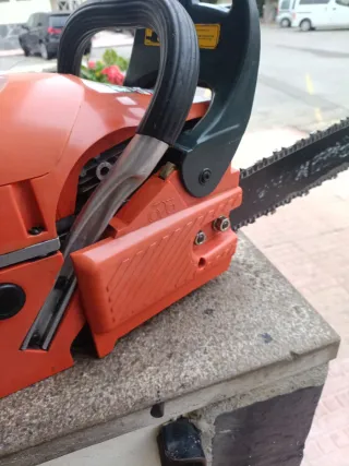 Motosierra Roster Naranja