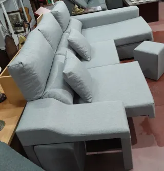 Sofá Cherlog Gris Perla Tres Plazas con Arcón.