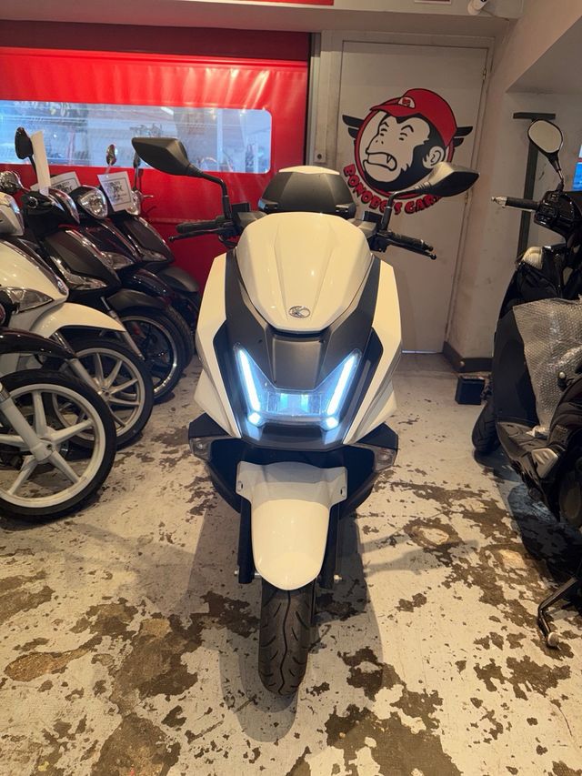 KYMCO Sky Town 125 ABS 2024 Blanca