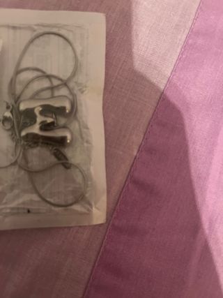 Collar plateado letra M