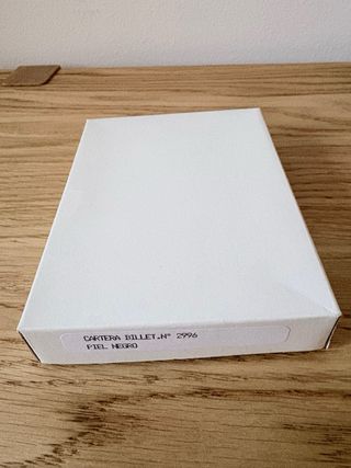 Llavero de piel negro