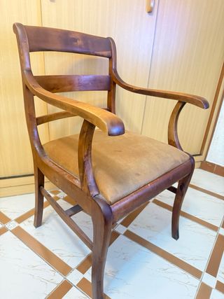 Silla de escritorio de madera y tela