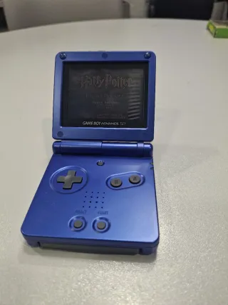 Nintendo Game Boy SP Azul con cargador.