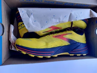 Zapatillas Brooks Cascadia 16 Talla 46