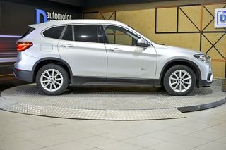 BMW X1   sDrive18d Business
