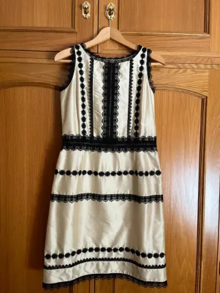 Vestido de fiesta blanco y negro