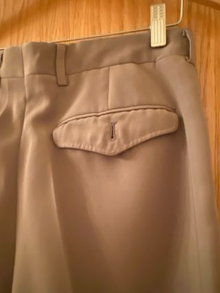 Pantalón gris talla 40