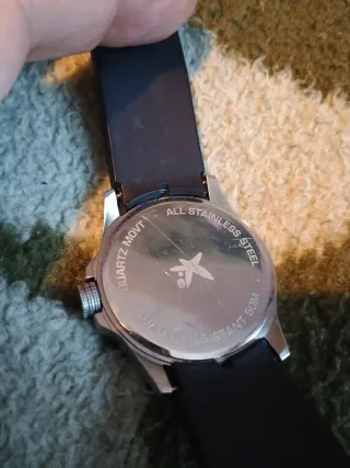 Reloj Timberland Negro y Plateado.