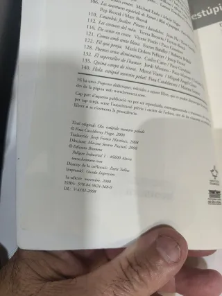 Libro Hola estupid mosntre pelut